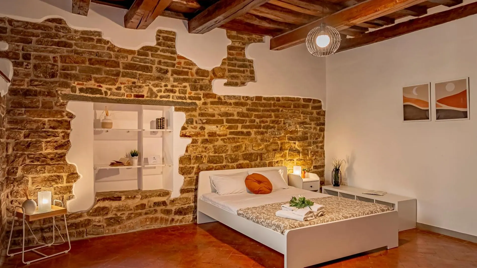Dante'S Room Dei Cerchi Florença
