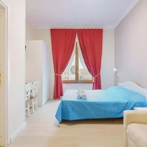 5 Stelle Pensión Cagliari