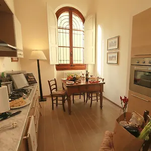 Apartamento Mdr Numbersix, Florença
